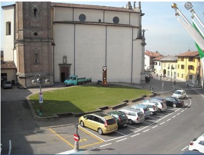 Effettuato l’intervento di rifacimento dell’area a verde di coronamento alla Piazza Garibaldi